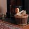 The Cottage-Large central property with Estuary views and private parking