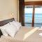 Villa Omega - Beachfront, Garden, BBQ