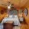 Lucky Clover Cabin
