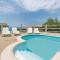 Holiday Home Put Zuke I