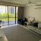 The Meriton Apartments on Main Beach - غولد كوست