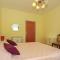 Beautiful Apartment In Umag With Wifi - Umag