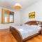 Awesome Apartment In Trogir With Wifi - 特罗吉尔