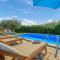 Beautiful Home In Visnjan With Outdoor Swimming Pool - Višnjan (Visignano)