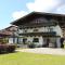 Large mountain view apartment in Piesendorf Walchen Salzburgerland with balcony