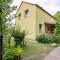 Lively Holiday Home in Wien with Private Garden - Wien