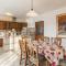 Six-Bedroom Holiday Home In Barban