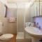 Awesome Apartment In Umag With Wifi - 乌马格