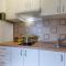 Awesome Apartment In Umag With Wifi - 乌马格