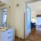 Awesome Apartment In Umag With Wifi - 乌马格