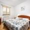 3 Bedroom Cozy Home In Liznjan