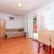 Two-Bedroom Apartment In Jadrija