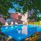 Amazing Studio In Valtursko Polje With Outdoor Swimming Pool - Pula