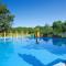 Stunning Studio In Valtursko Polje With Outdoor Swimming Pool - Pula