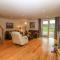 Barn End, 9 Stad Clynnog - 兰韦尔普尔古因吉尔