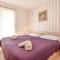 1 Bedroom Cozy Apartment In Stanici - Целина
