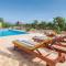 Nice Home In Radonic With Outdoor Swimming Pool - Radonić