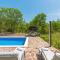 2 Bedroom Gorgeous Home In Trget