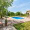 2 Bedroom Gorgeous Home In Trget