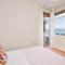 Seafront Villa Longobardi