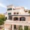 Awesome Apartment In Okrug Donji