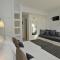 Romantica Suites
