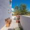Two-Bedroom Holiday Home In Privlaka-Sabunike