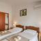 Gorgeous Apartment In Supetar-Splitska