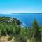 Gorgeous Apartment In Lokva Rogoznica With Wifi