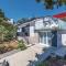 Beautiful Home In Pjescana Uvala