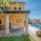 Amazing Home In Zminj With 3 Bedrooms, Wifi And Outdoor Swimming Pool - Žminj