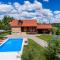 Lovely Home In Hrnjanec With House A Panoramic View - Hrnjanec