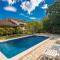 Awesome Home In Malinska With Outdoor Swimming Pool - Gostinjac