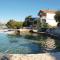 Awesome Home In Sparadici With 2 Bedrooms And Wifi - Grebaštica