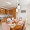 4 Bedroom Gorgeous Home In Hrvace