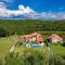 Three-Bedroom Holiday Home In Buje