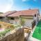 Amazing Apartment In Cesarica With Wifi