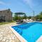 Awesome Home In Burjaki With 3 Bedrooms, Wifi And Outdoor Swimming Pool - Trgetari