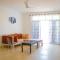 Serviced 2 bedroom apartment near the ocean front