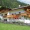 A well kept holiday home full of atmosphere and with a wooden decor - Außervillgraten