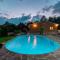 Nice Home In Snasici With Jacuzzi - Mali Turini