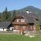 Tranquil Holiday Home in Kleblach-Lind with Infrared Sauna