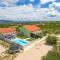 Pet Friendly Home In Benkovac With Private Swimming Pool, Can Be Inside Or Outside - Benkovac