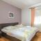 1 Bedroom Cozy Apartment In Rabac