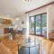 Awesome Home In Betina