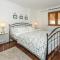 4 Bedroom Nice Home In Vodice