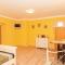 Lovely Apartment In Omisalj