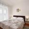 4 Bedroom Stunning Home In Solin - Salona