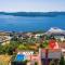 Six-Bedroom Holiday Home In Orasac