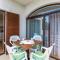 Amazing Home In Icici
